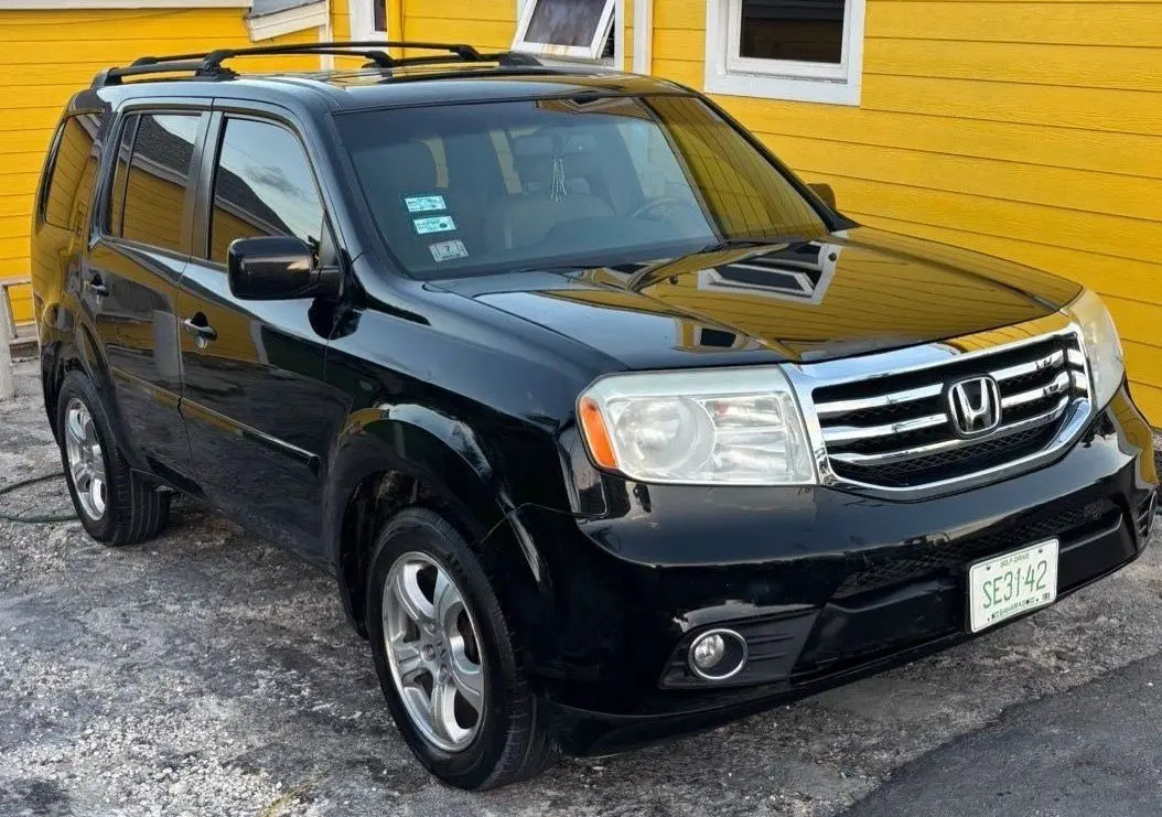 2015 Honda Pilot AWD available from Tyler Car Rentals